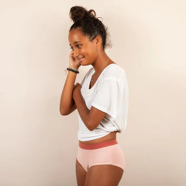 Majtki menstruacyjne dla nastolatek ( EDYCJA LIMITOWANA ) - CLARK